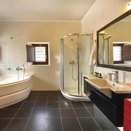 Luxury In Santorini Villa