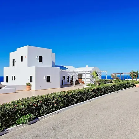 Luxury In Santorini Vourvoúlos